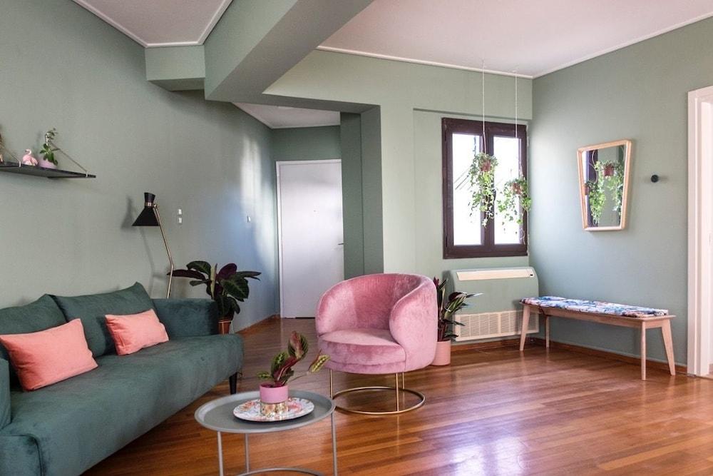 Live Life Plaka Apartment Athena Bagian luar foto