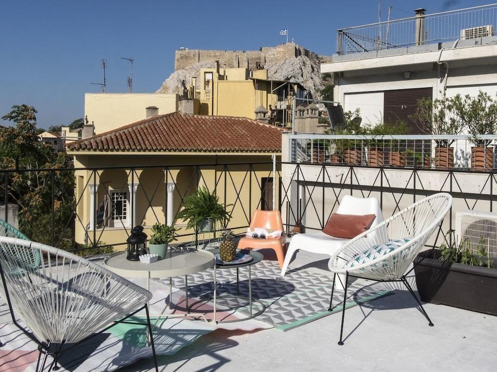 Live Life Plaka Apartment Athena Bagian luar foto
