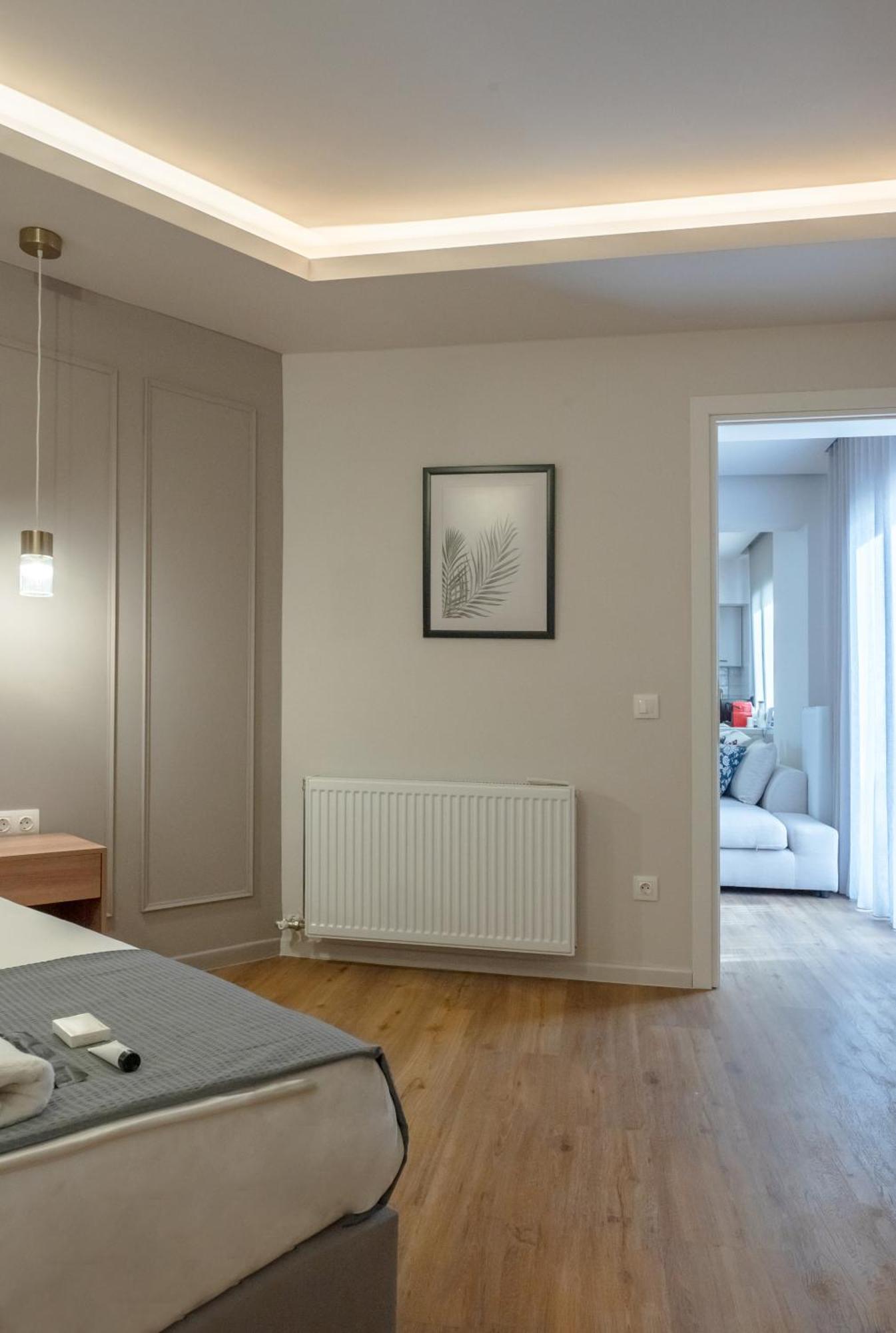 Live Life Plaka Apartment Athena Bagian luar foto