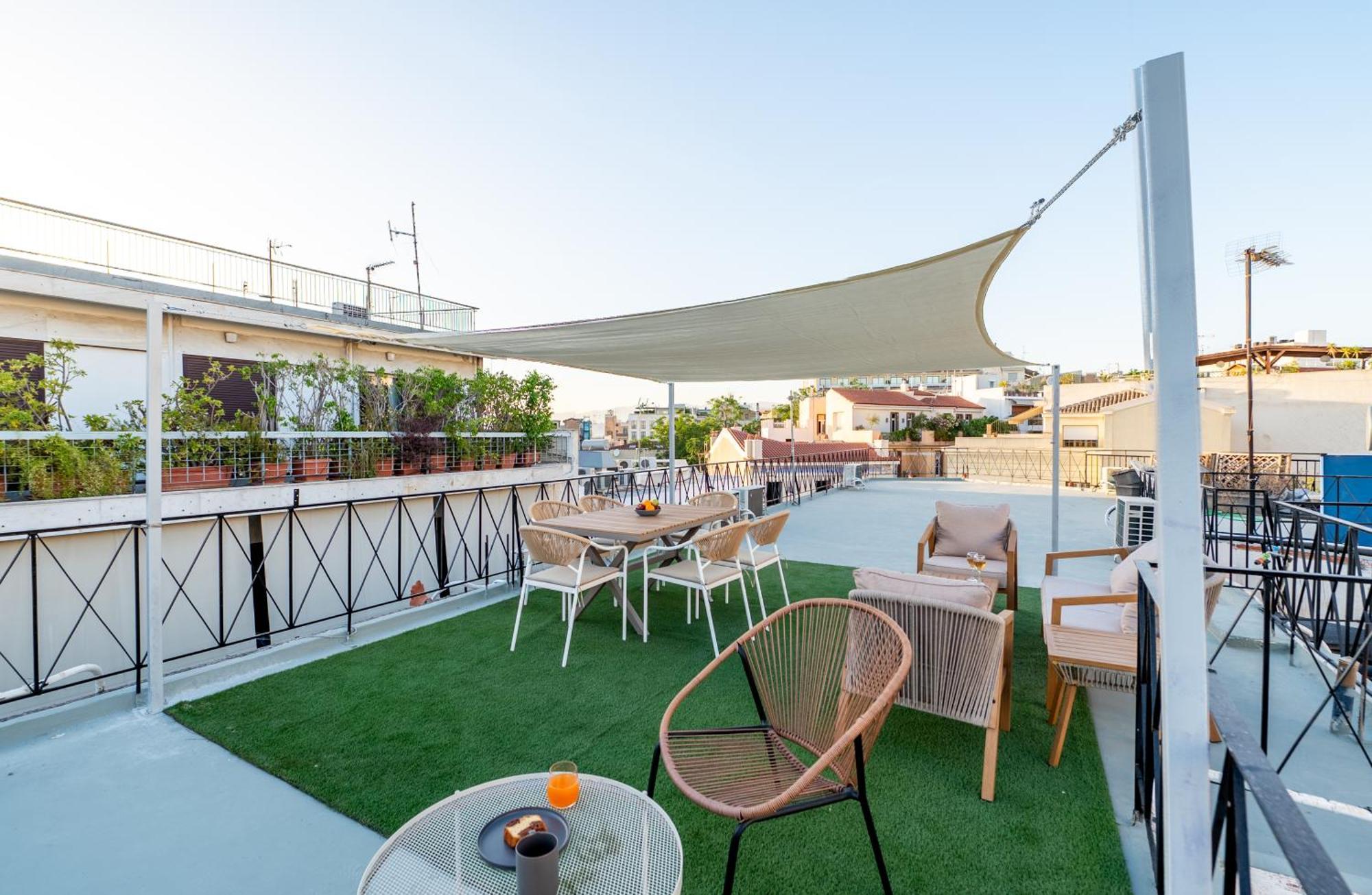 Live Life Plaka Apartment Athena Bagian luar foto
