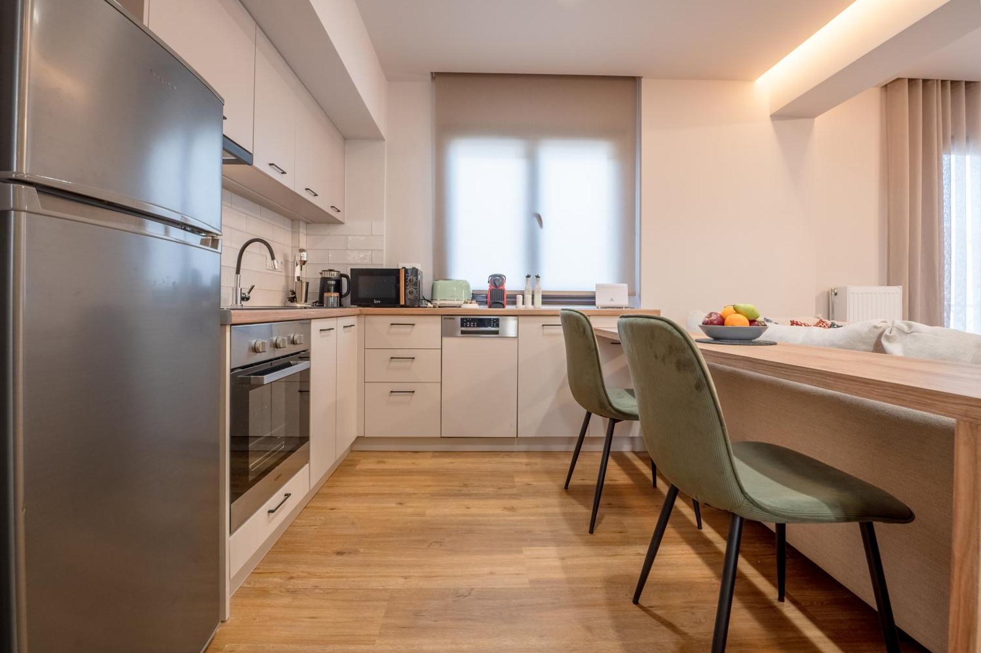 Live Life Plaka Apartment Athena Bagian luar foto