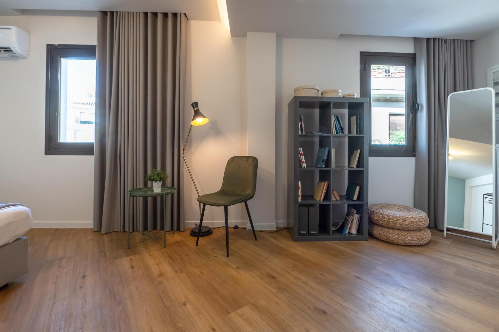 Live Life Plaka Apartment Athena Bagian luar foto