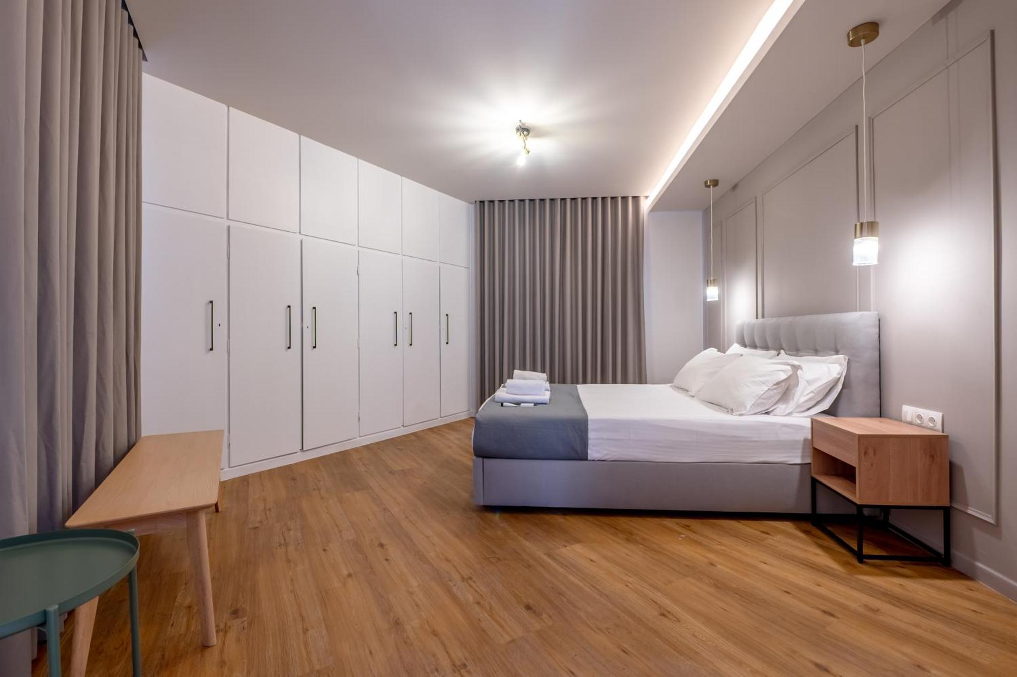 Live Life Plaka Apartment Athena Bagian luar foto